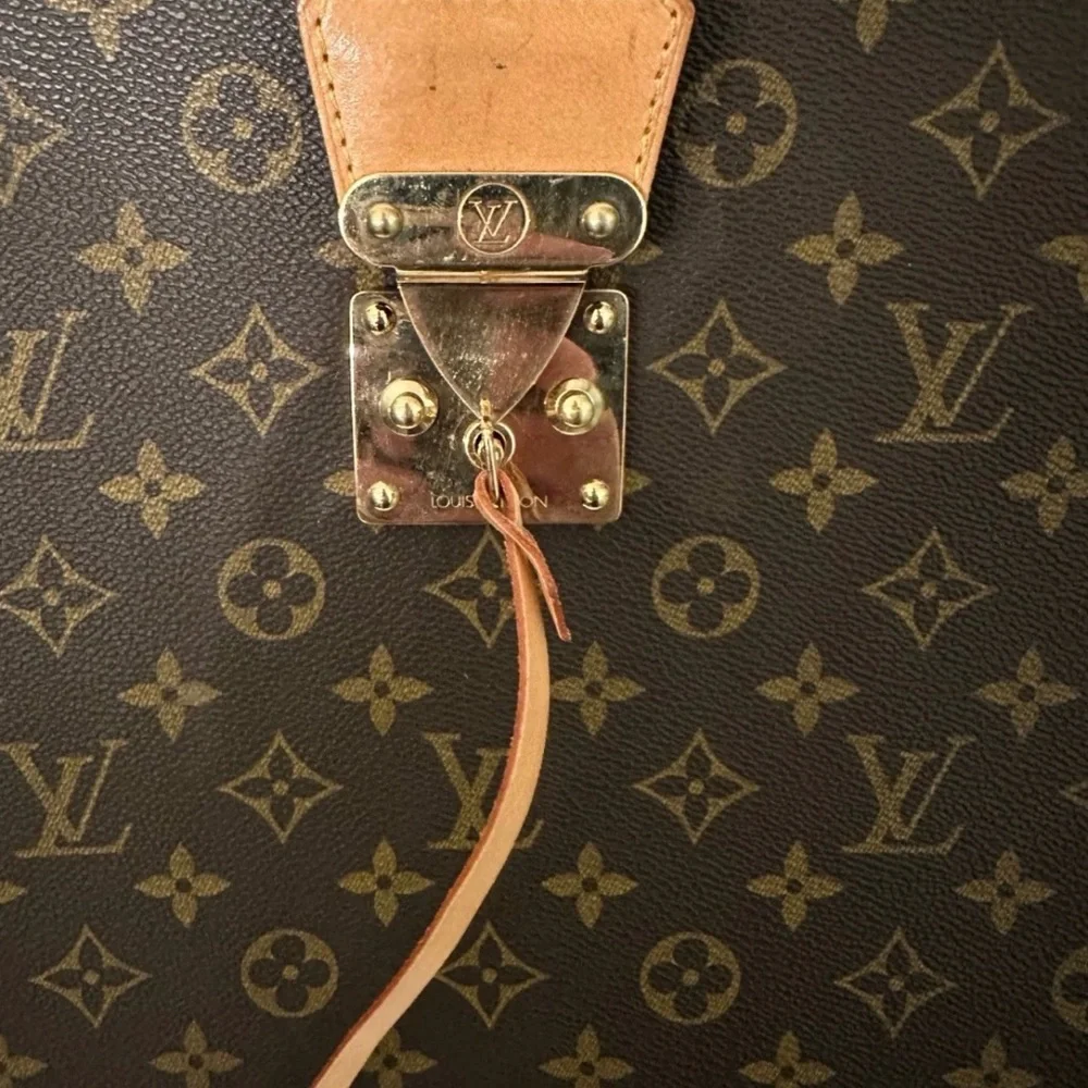 Louis Vuitton Classic Monogram Serviette Conseiller Briefcase